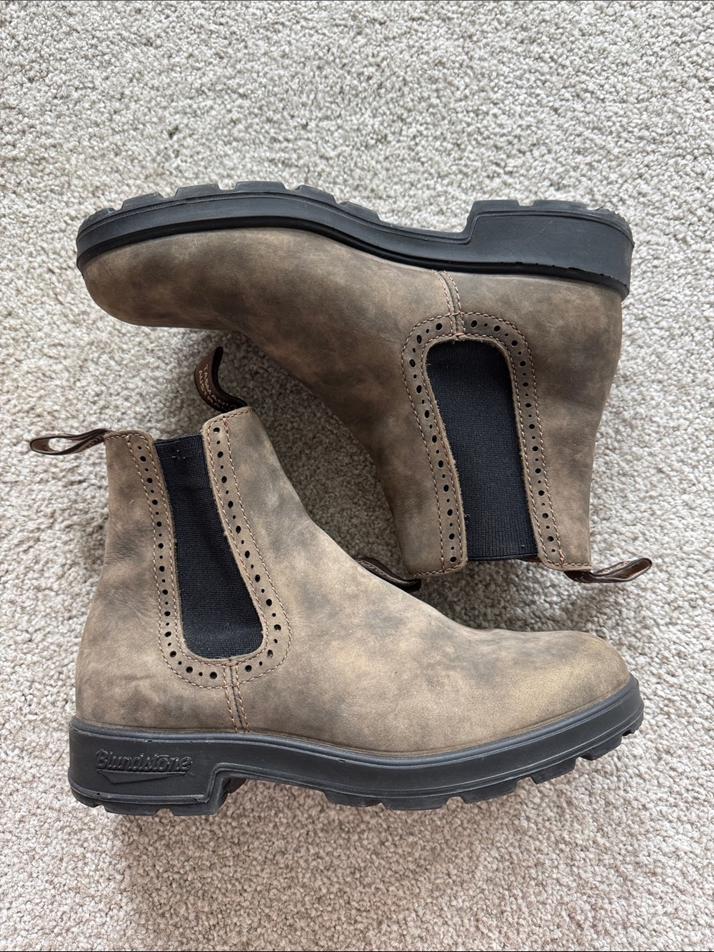 Blundstone Chukka Boots in Taupe Brown with Black Elastic Size 5.5 AU/UK